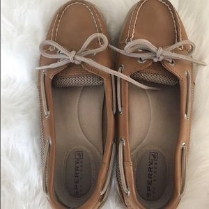 Sperry boat shoes